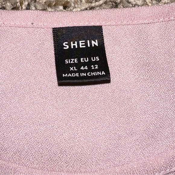 3 FOR $15❗️Pink SHEIN Top - Picture 4 of 8